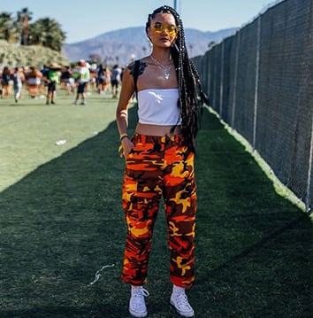 festival fashion 2021 inspo cargo pants